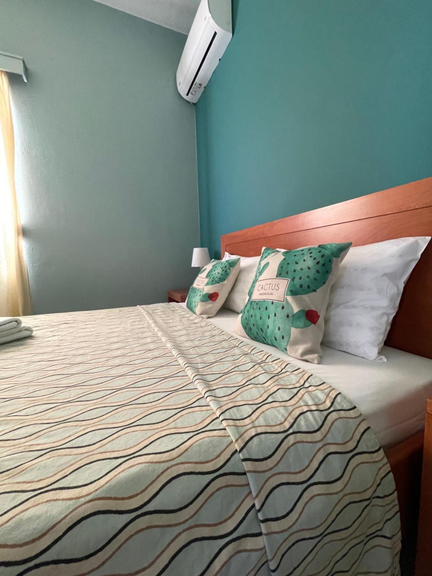 Helios Apartments Plakias Bagian luar foto