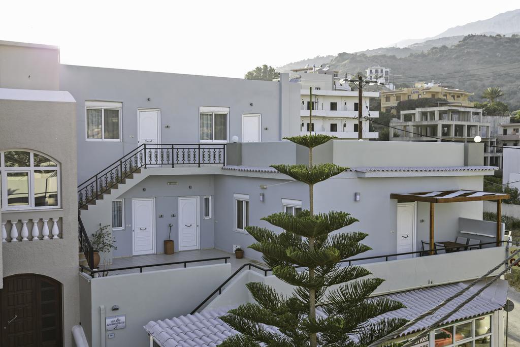 Helios Apartments Plakias Bagian luar foto