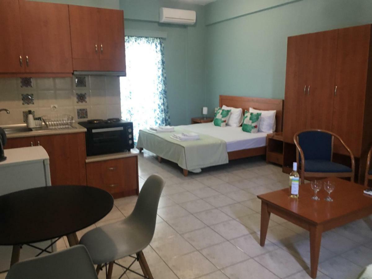 Helios Apartments Plakias Bagian luar foto